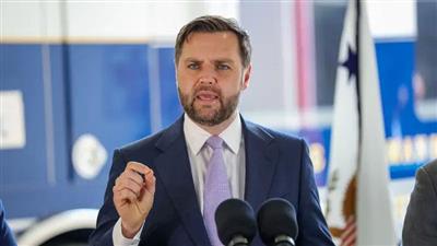 ترامب يلوّح بخيار بديل ضد إيران وفانس يحصر الهدف بمنع السلاح النووي