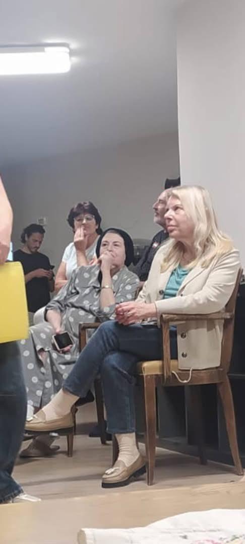 هربت إلى ملجأ عام الصواريخ الإيرانية تباغت سارة نتنياهو